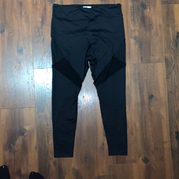 ❤️FOREVER 21 PLUS LEGGINGS ❤️ - Picture 2 of 8